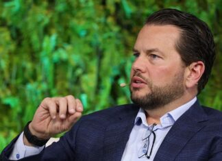 Le PDG de Pinterest plaide pour l’interdiction des médias sociaux chez les moins de 16 ans