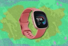 Fitbit Versa 4 за рекордно низькою ціною: заощаджуйте $50 на цьому універсальному фітнес-трекері